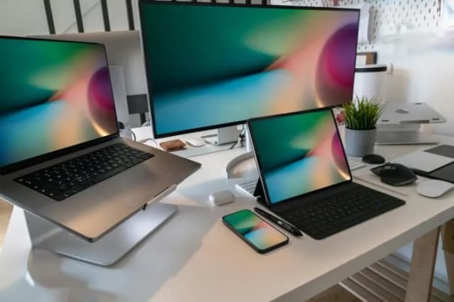 Jak z laptopa zrobić monitor - proste metody i przydatne wskazówki Jak z laptopa zrobić monitor - proste metody i przydatne wskazówki